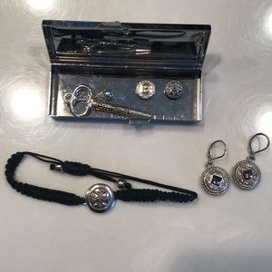 Bracelet earrings set